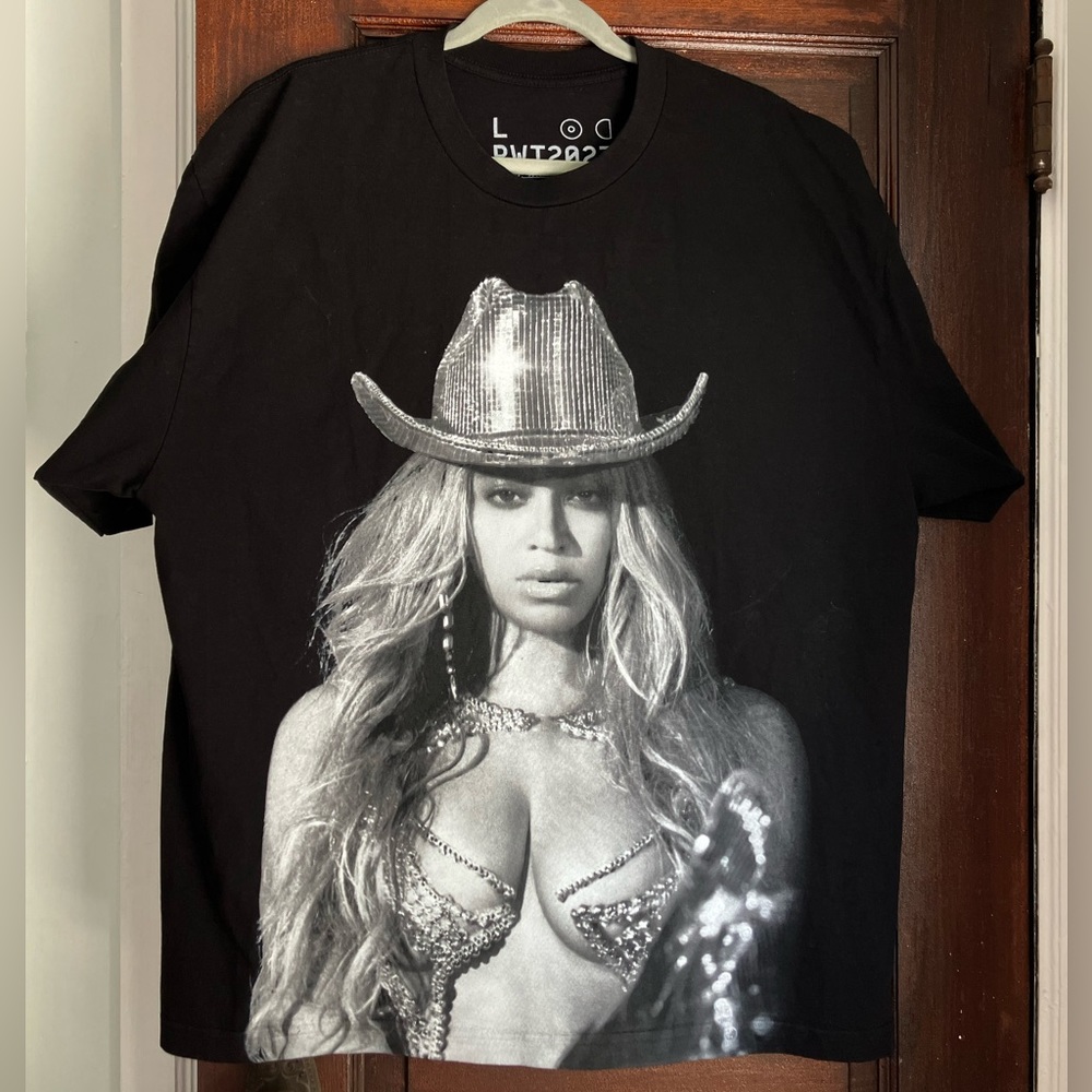Sexy Beyoncé Renaissance World Tour official shirt